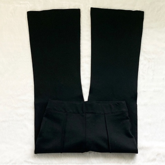 Spanx The Perfect Pant - Picture 2 of 8